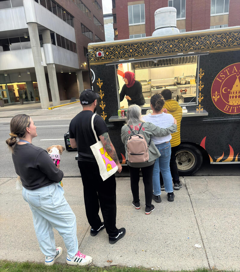 4th street night market 4th street night market